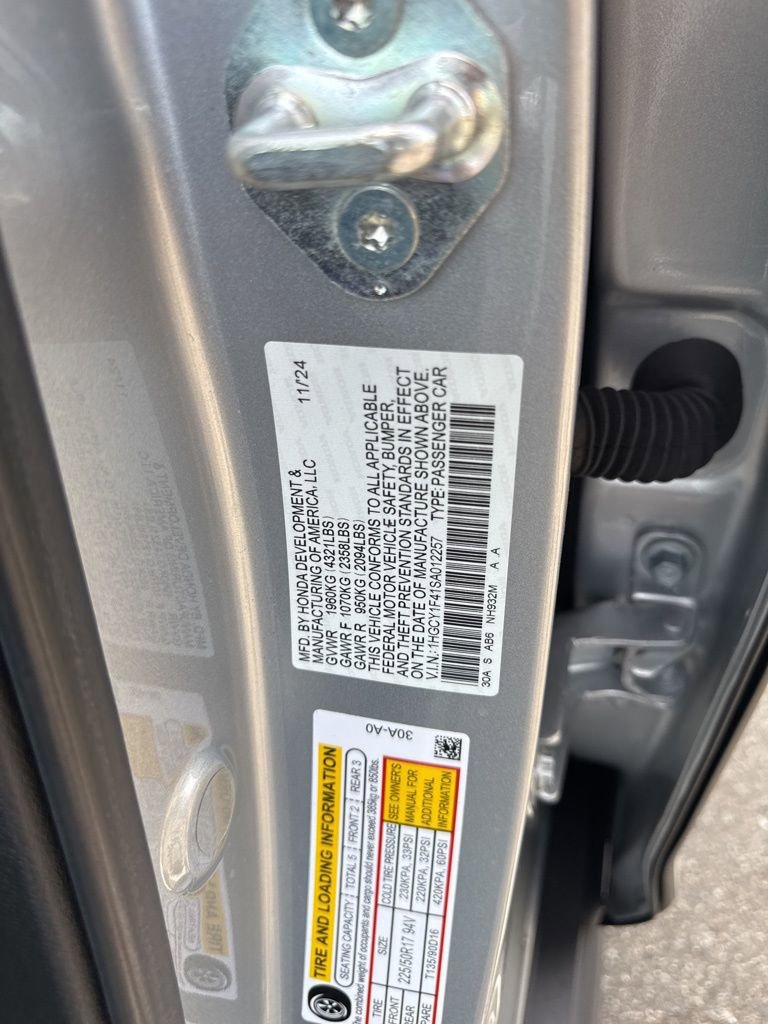 Used 2025 Honda Accord SE image 35