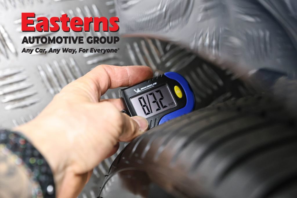 Used 2022 Volvo S60 B5 Momentum image 25