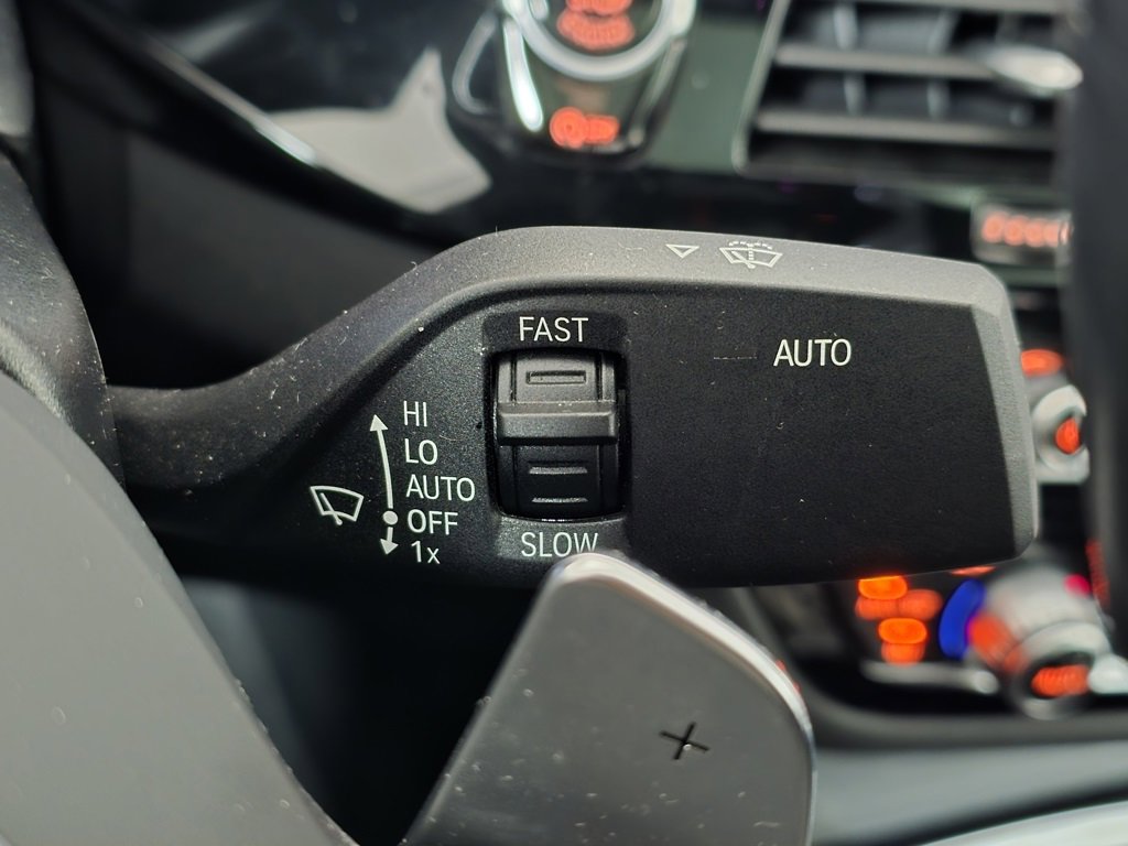 Used 2022 BMW 530i xDrive w/ M Sport Package image 23