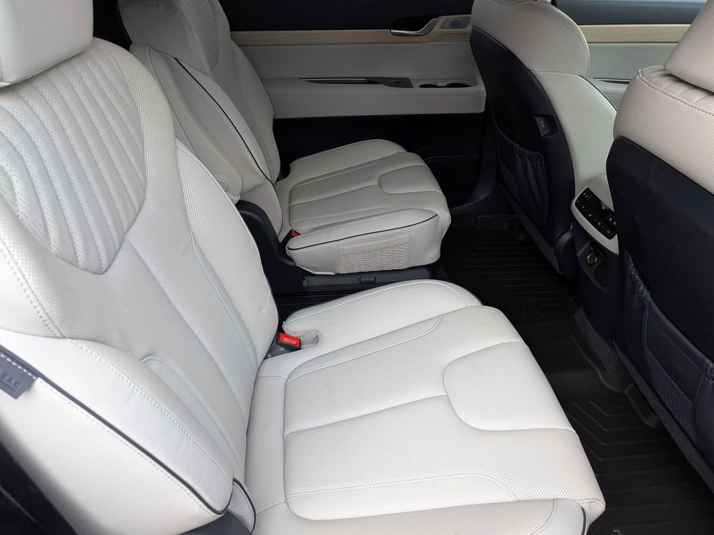 Used 2023 Hyundai Palisade Limited AWD/4WD image 30