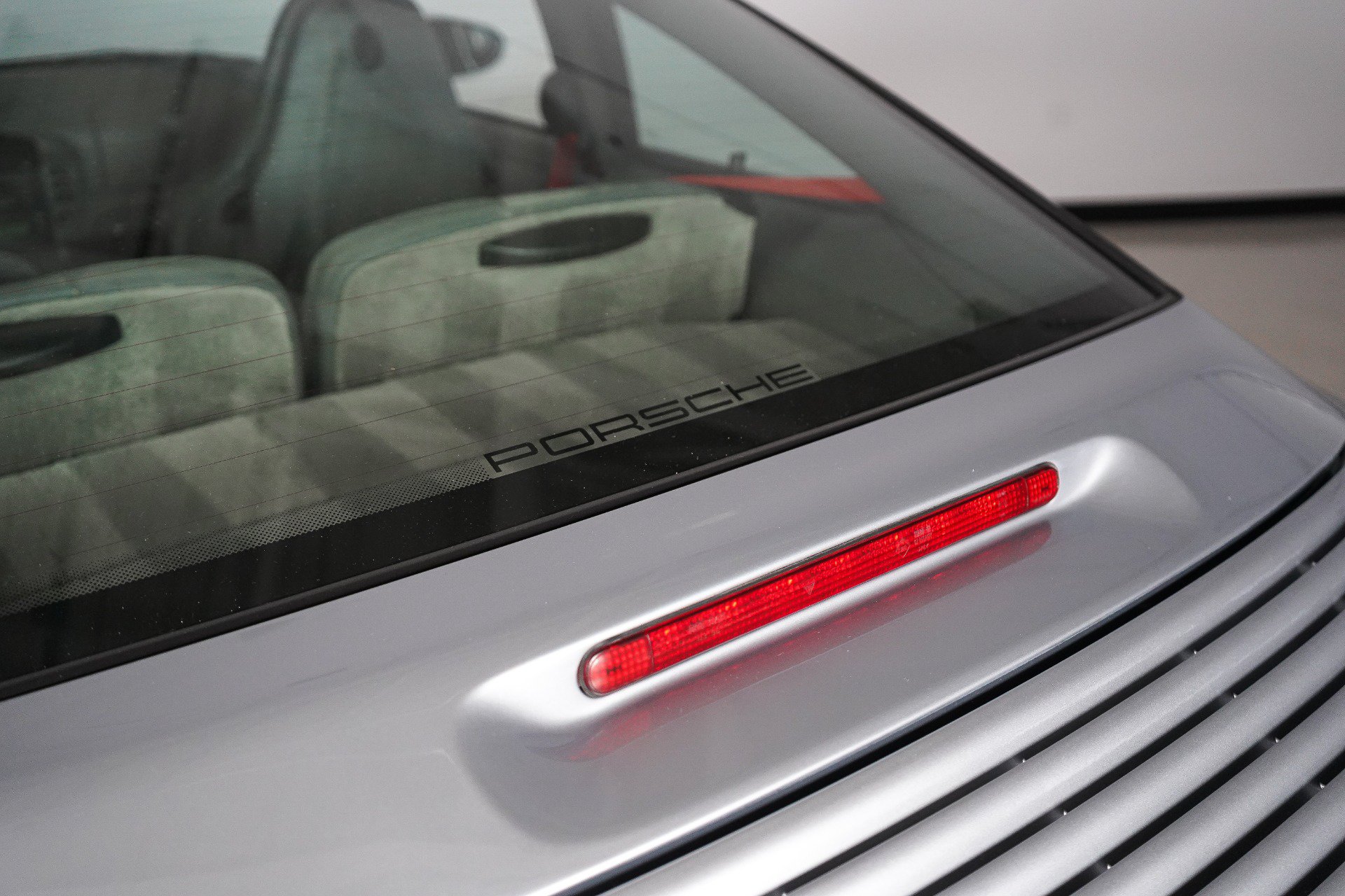 Used 2003 Porsche 911 Carrera RWD image 12