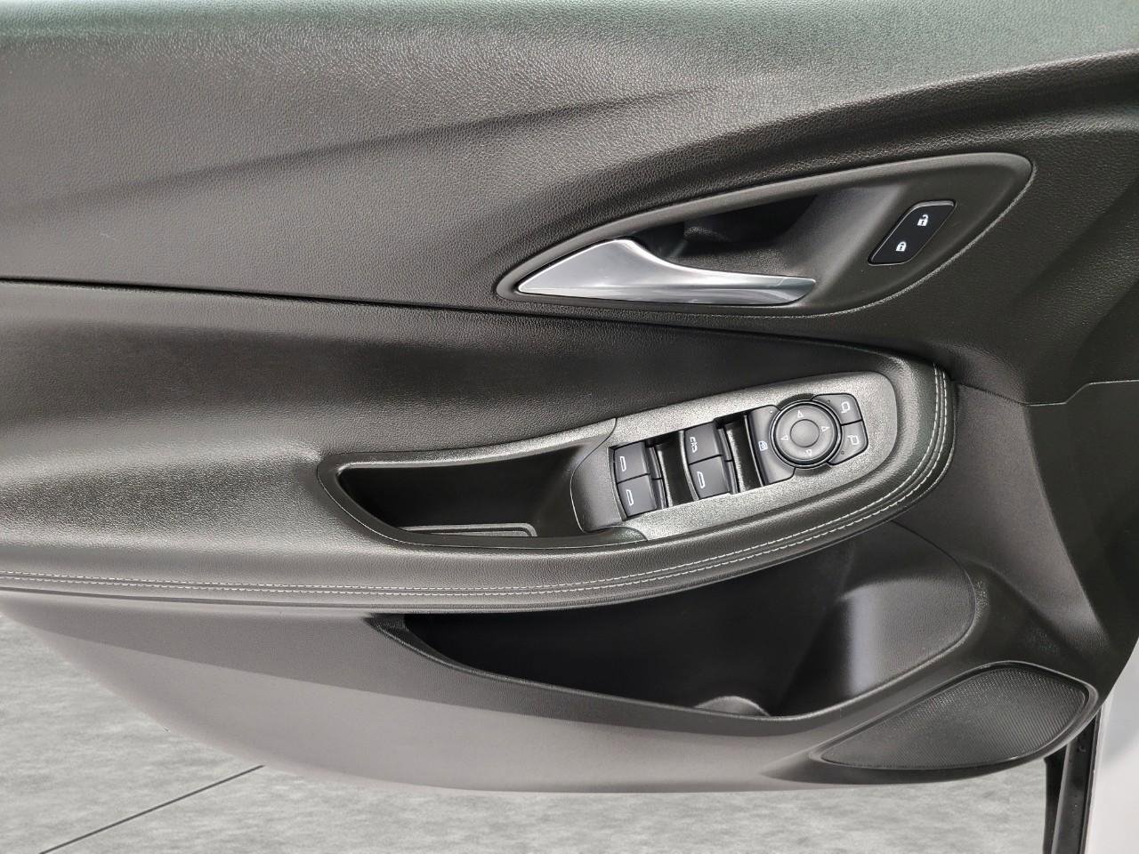 Used 2025 Buick Encore GX Preferred image 25
