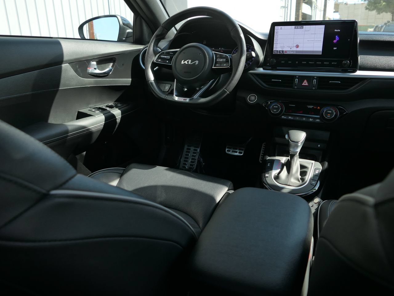 Used 2023 Kia Forte GT-Line w/ GT-Line Premium Package FWD image 26