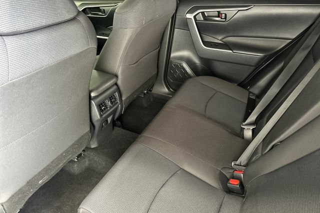 Certified 2024 Toyota RAV4 LE AWD/4WD image 16