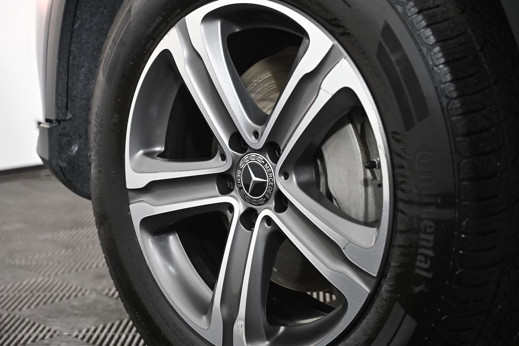 Used 2019 Mercedes-Benz GLC 300 GLC 300 image 32