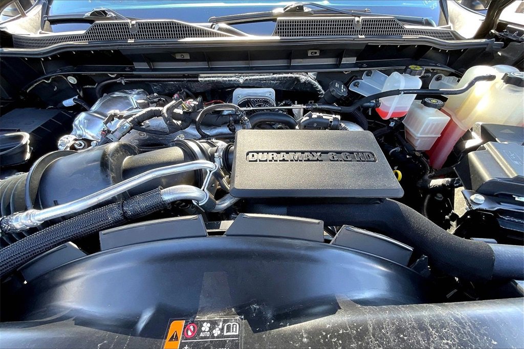 Used 2024 Chevrolet Silverado 2500 LTZ w/ LTZ Convenience Package image 10