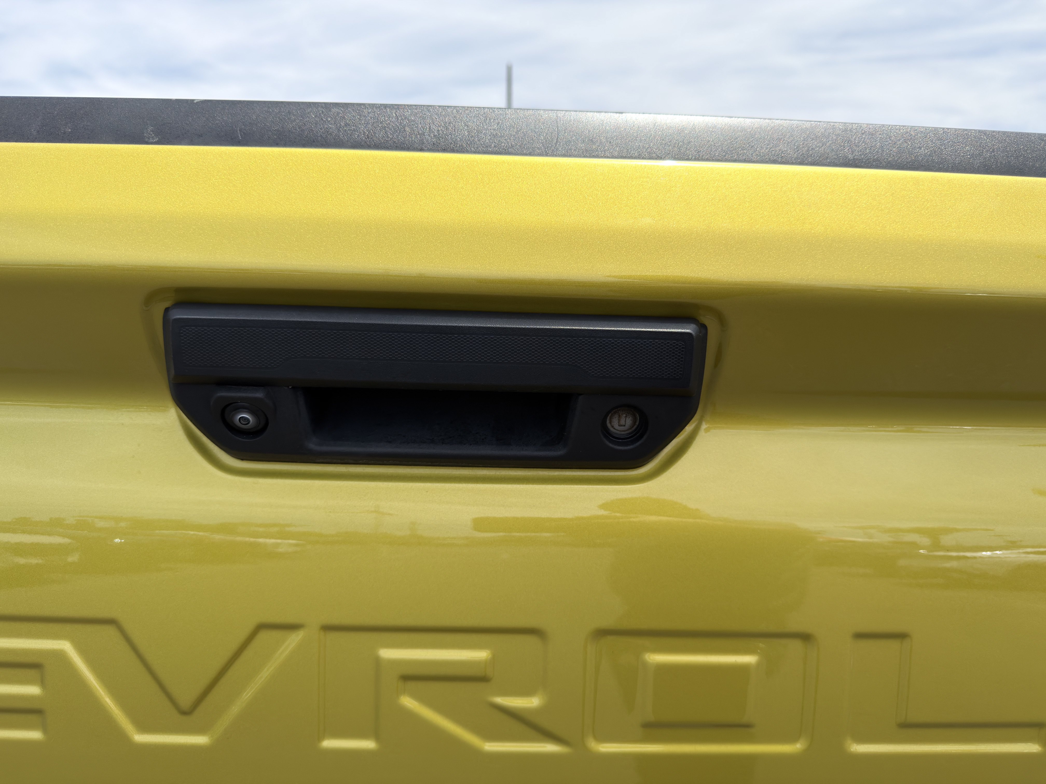 Used 2024 Chevrolet Colorado Trail Boss w/ LPO, Dark Essentials Package AWD/4WD image 17