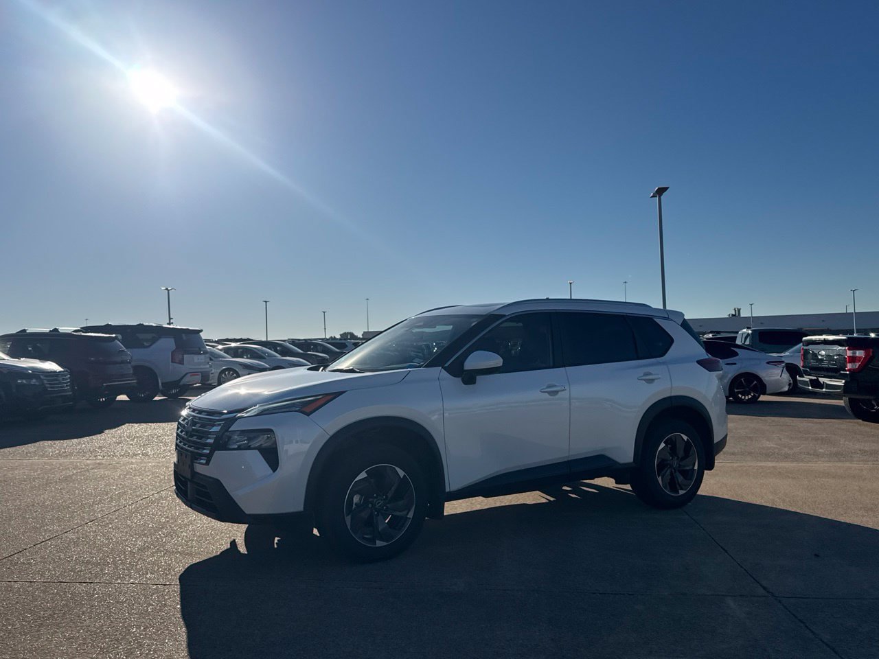 Certified 2024 Nissan Rogue SV w/ SV Premium Package FWD image 14