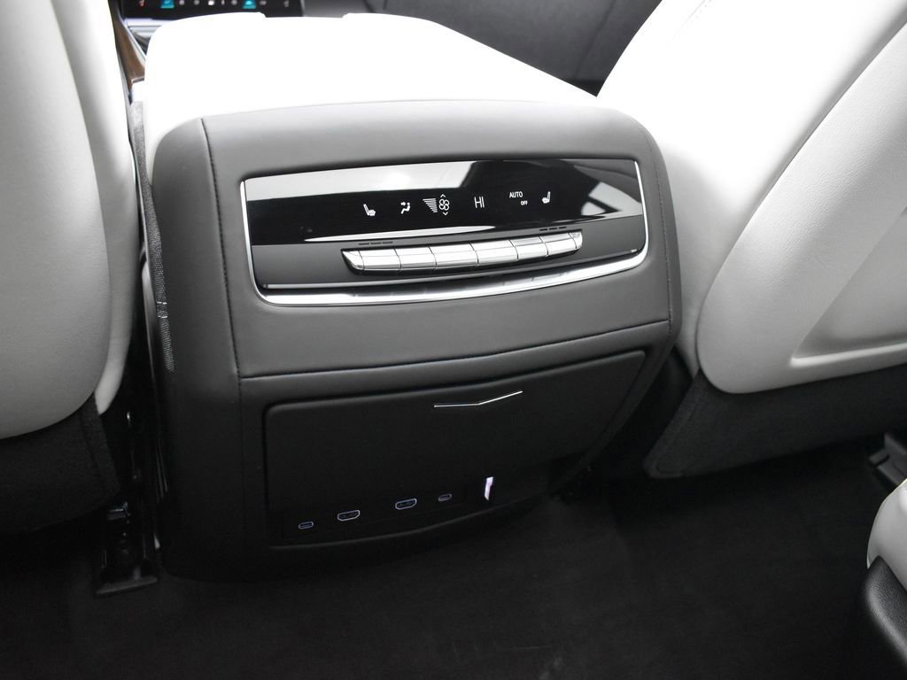 Certified 2026 Cadillac Escalade Platinum Sport w/ LPO, ONYX Package image 31