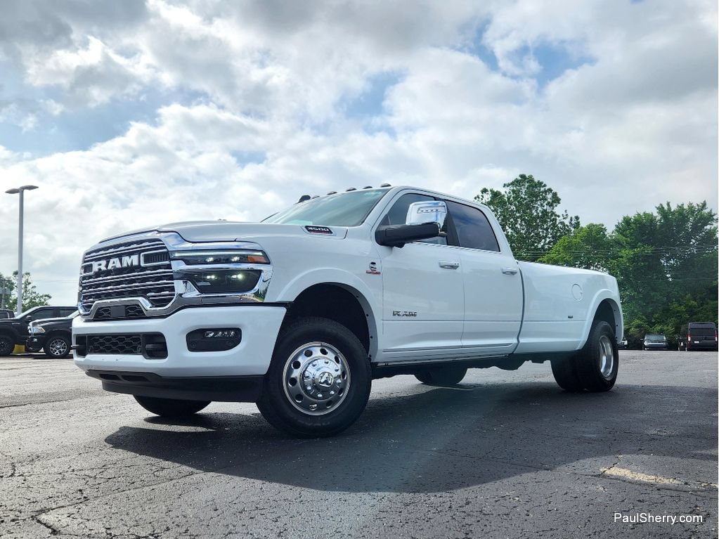 New 2026 RAM 3500 Longhorn AWD/4WD image 2