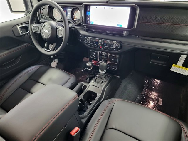 New 2026 Jeep Wrangler Unlimited Rubicon w/ Convenience Group image 35
