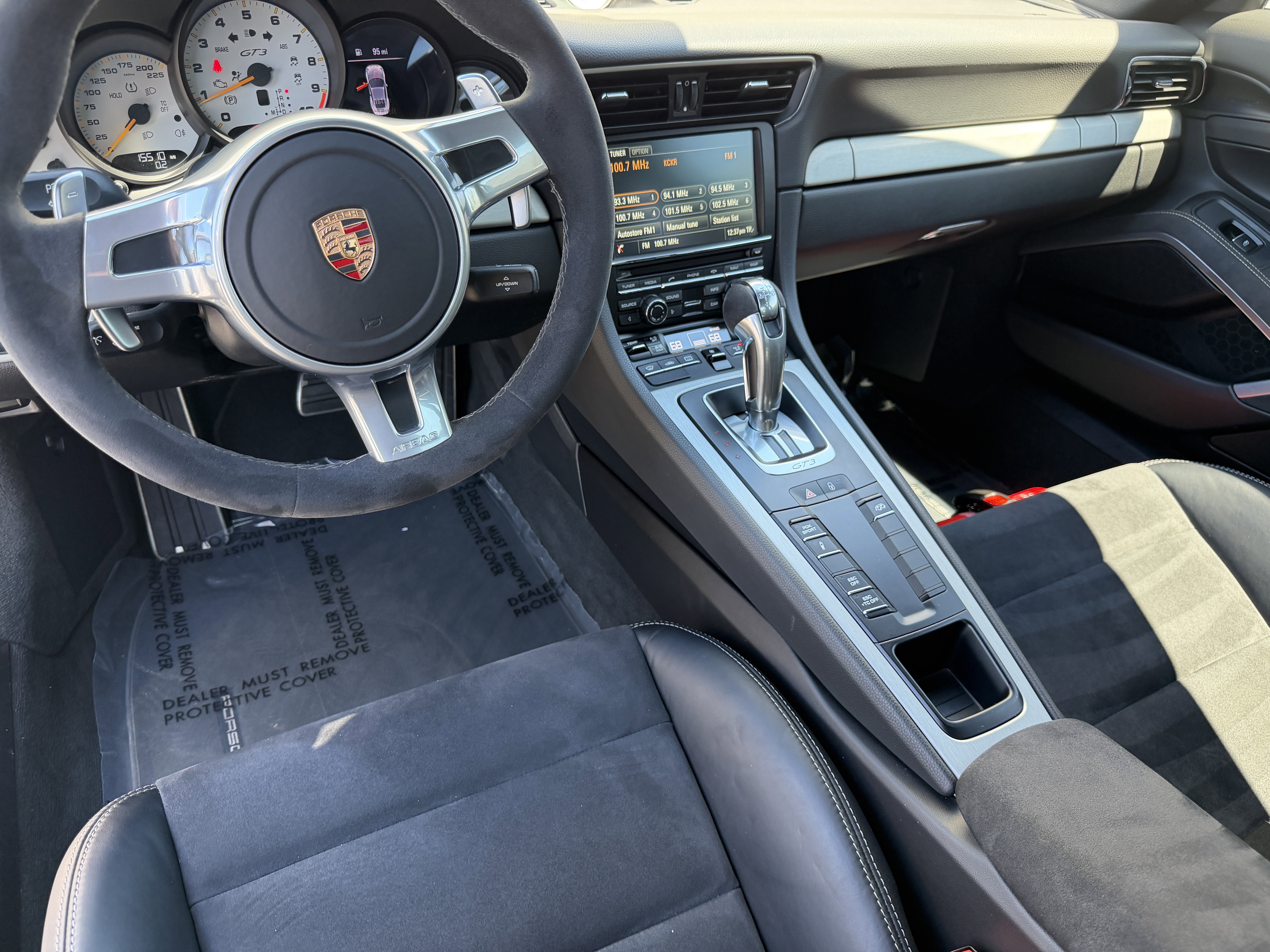 Certified 2015 Porsche 911 GT3 image 13