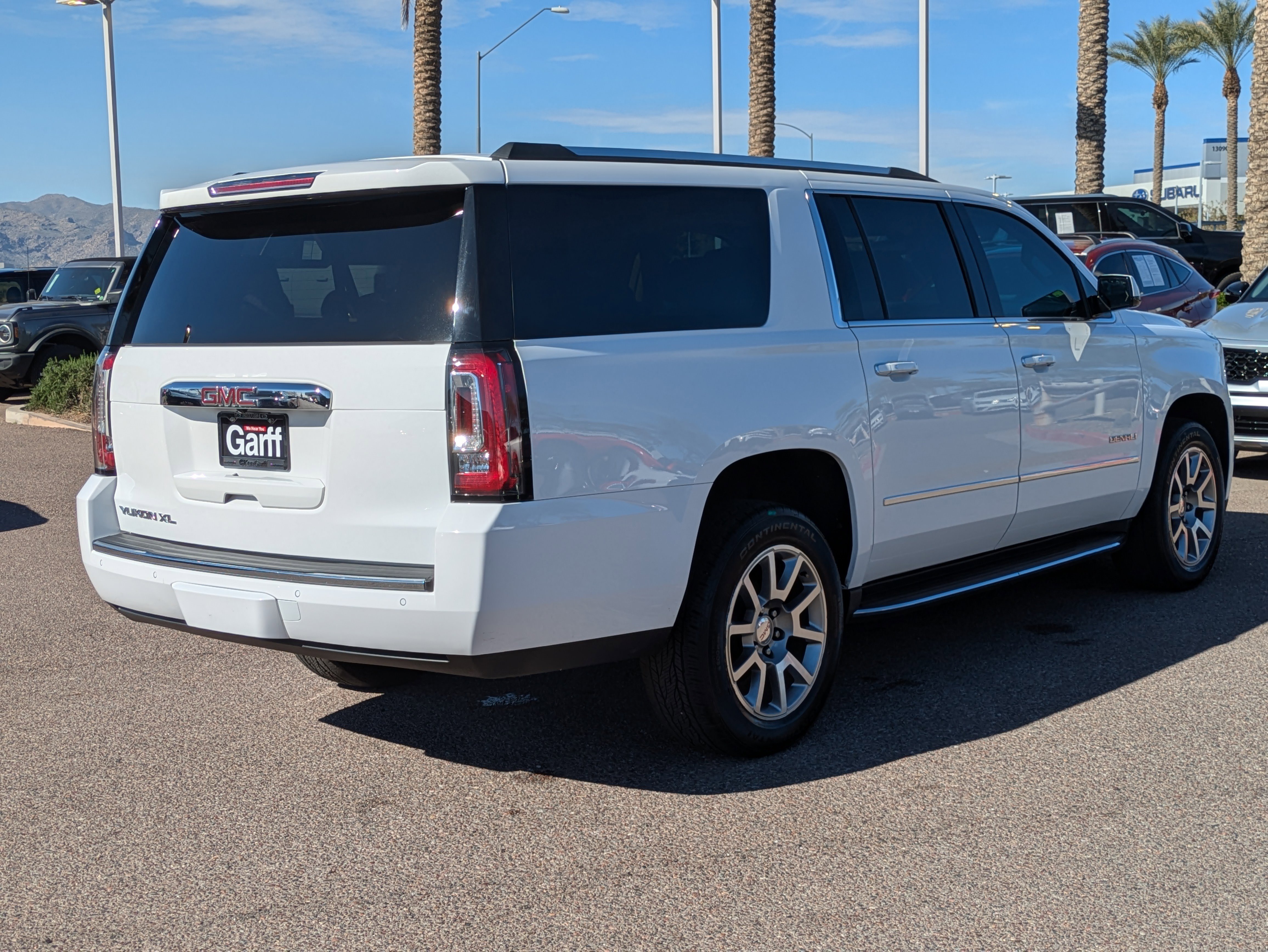 Used 2020 GMC Yukon XL Denali w/ Open Road Package image 3