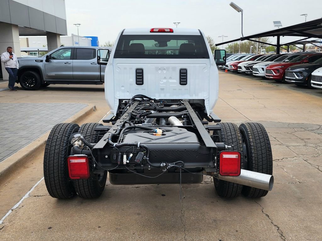 New 2026 GMC Sierra 3500 Pro image 4