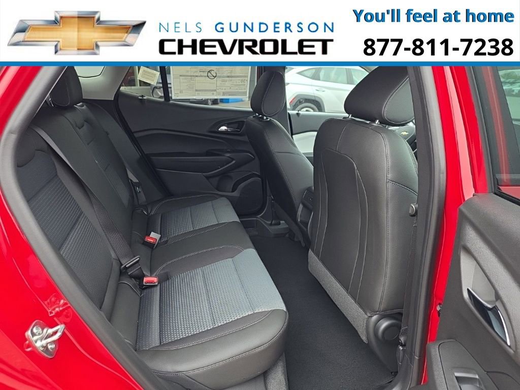 New 2026 Chevrolet Trax LT w/ Sunroof Package image 11