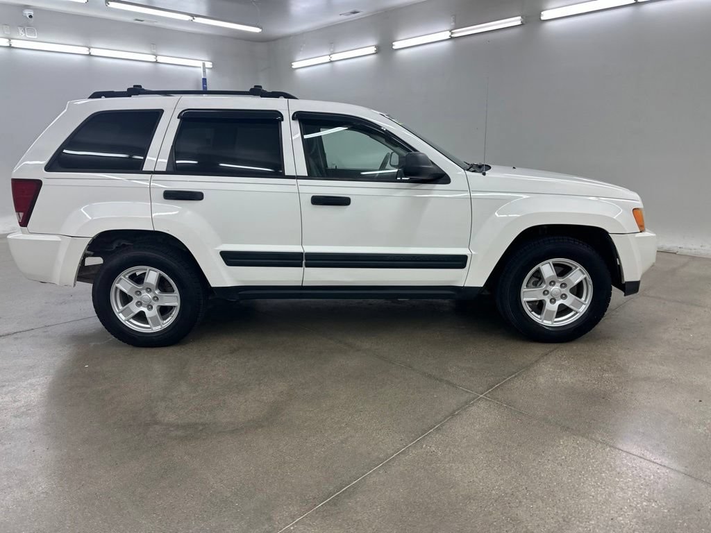 Used 2005 Jeep Grand Cherokee Laredo AWD/4WD image 14