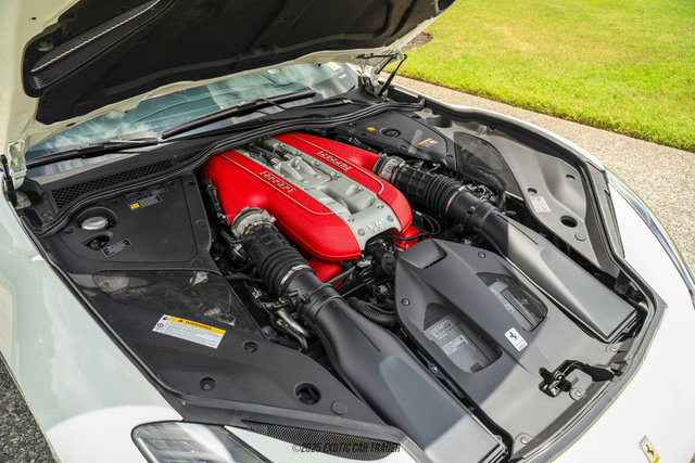 Used 2019 Ferrari 812 Superfast image 17