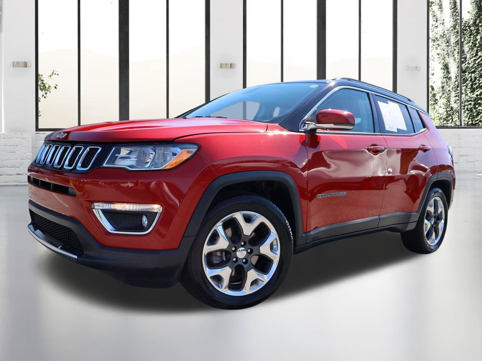 Used 2019 Jeep Compass Limited FWD image 1