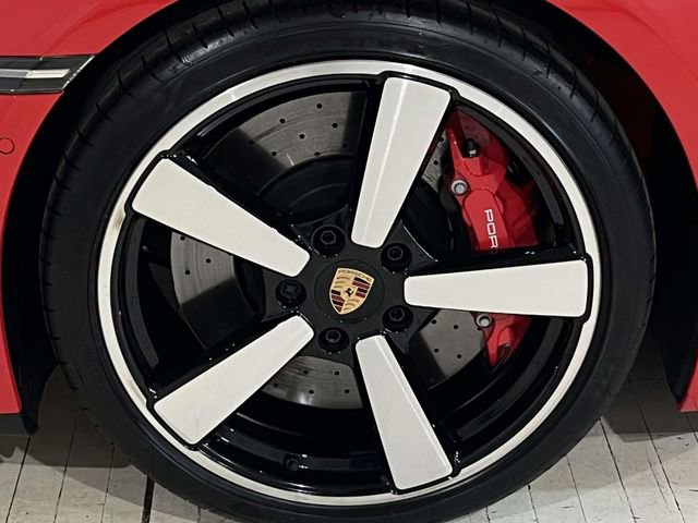 Certified 2025 Porsche 911 Carrera S RWD image 12