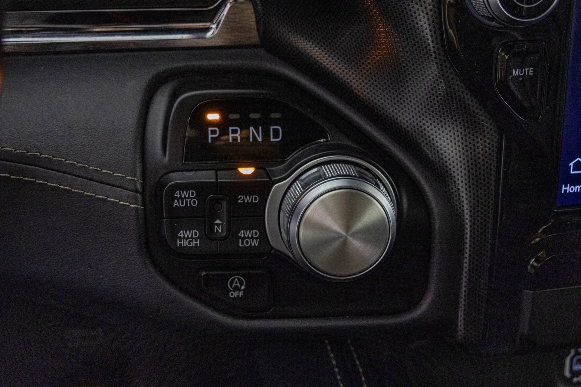 Used 2023 RAM 1500 Limited w/ Body Color Bumper Group image 25