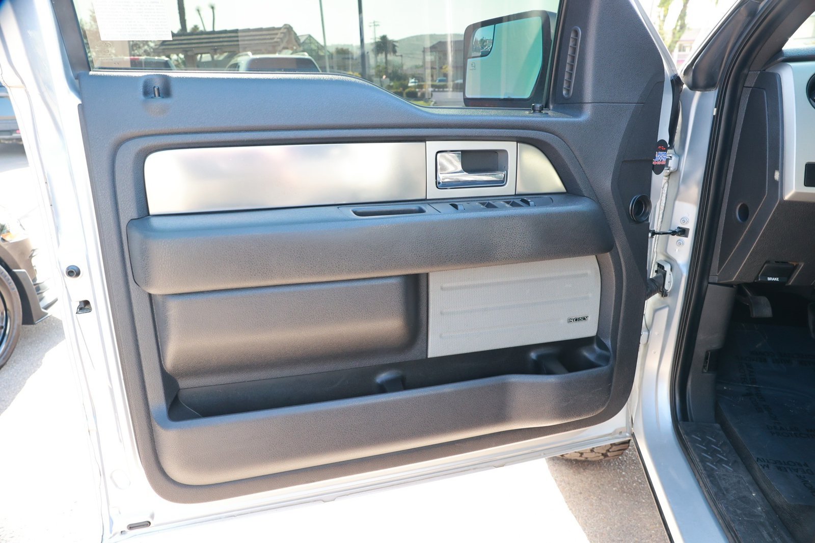 Used 2013 Ford F150 Raptor w/ Luxury Equipment Group AWD/4WD image 19