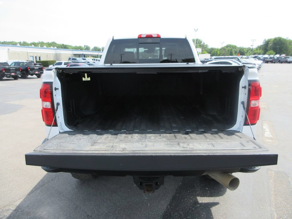 Used 2019 GMC Sierra 2500 Denali w/ Duramax Plus Package AWD/4WD image 10