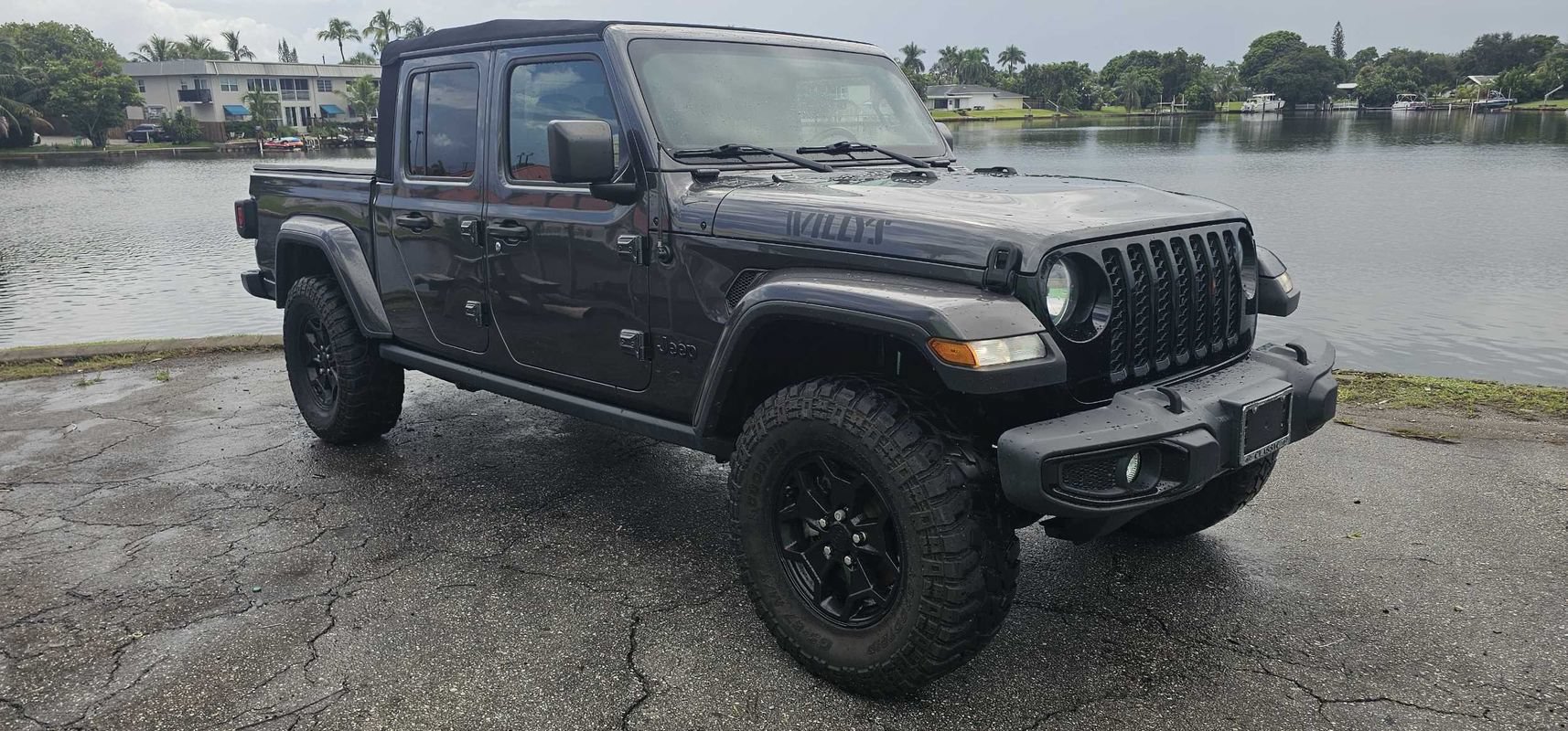 Used 2021 Jeep Gladiator Sport AWD/4WD image 16