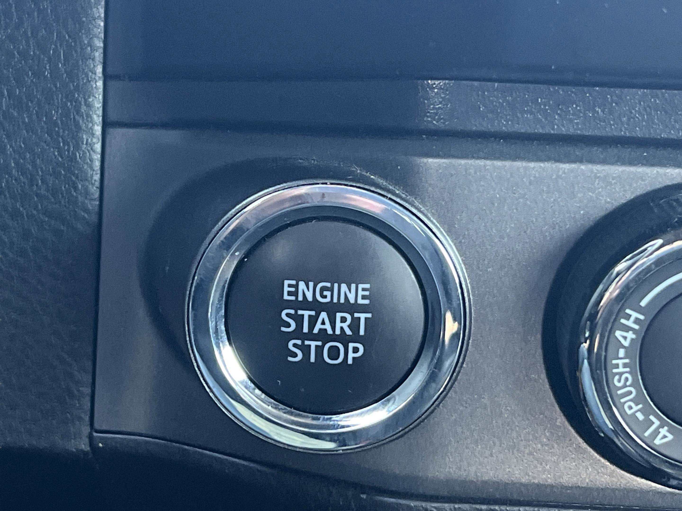 Used 2022 Toyota Tacoma SR image 15