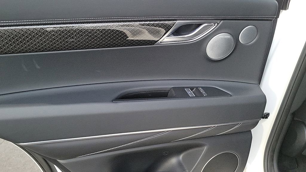 New 2025 Genesis GV80 3.5T e-SC image 19