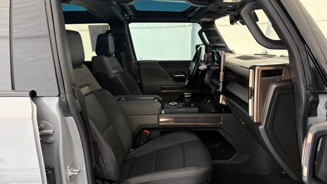 Used 2025 GMC Hummer EV 2X image 21
