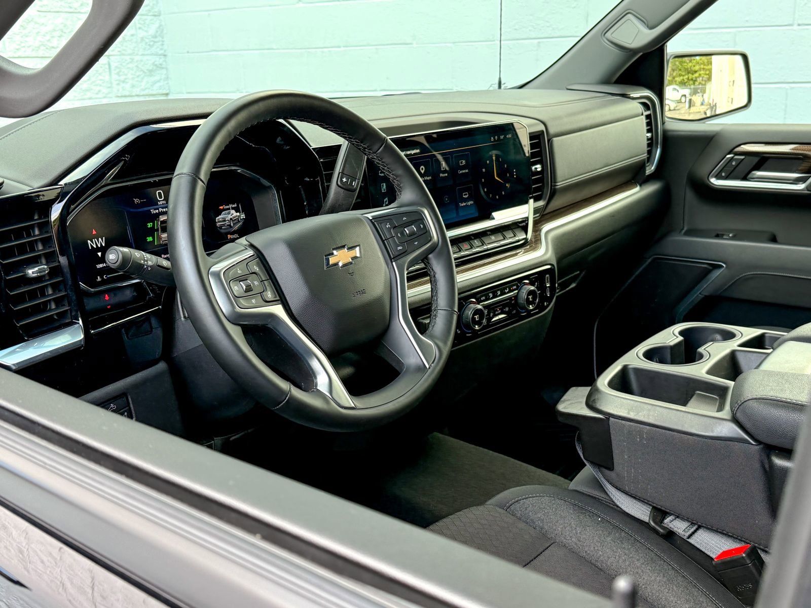 Certified 2026 Chevrolet Silverado 1500 LT AWD/4WD image 14