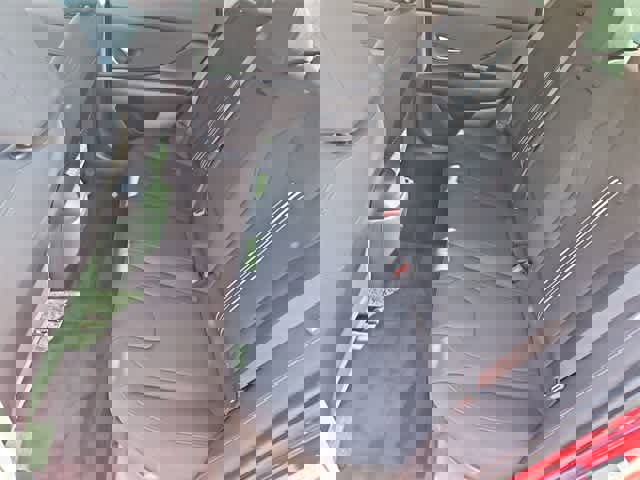 Certified 2024 Hyundai Elantra SEL w/ Convenience Package image 19