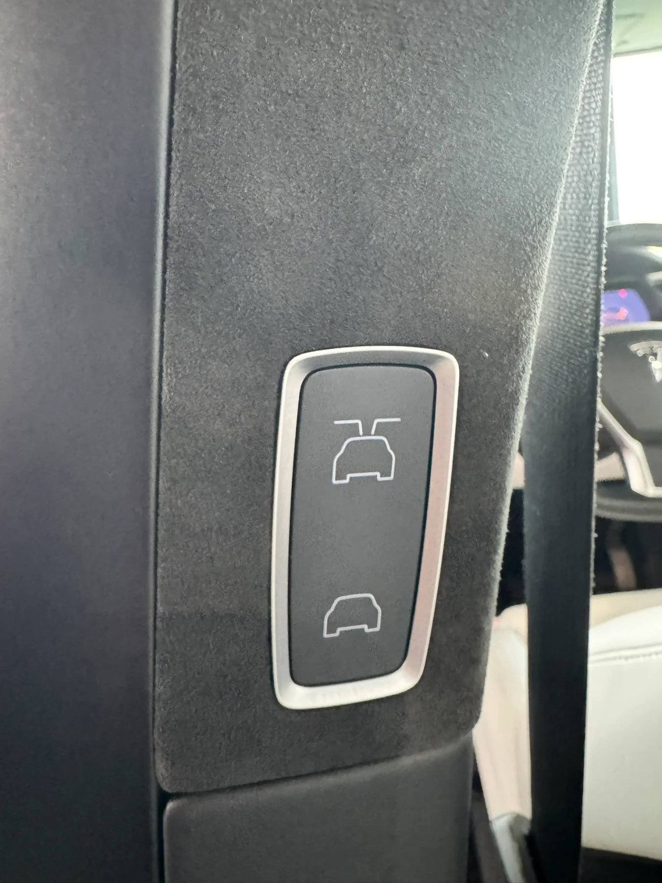 Used 2017 Tesla Model X 100D image 21