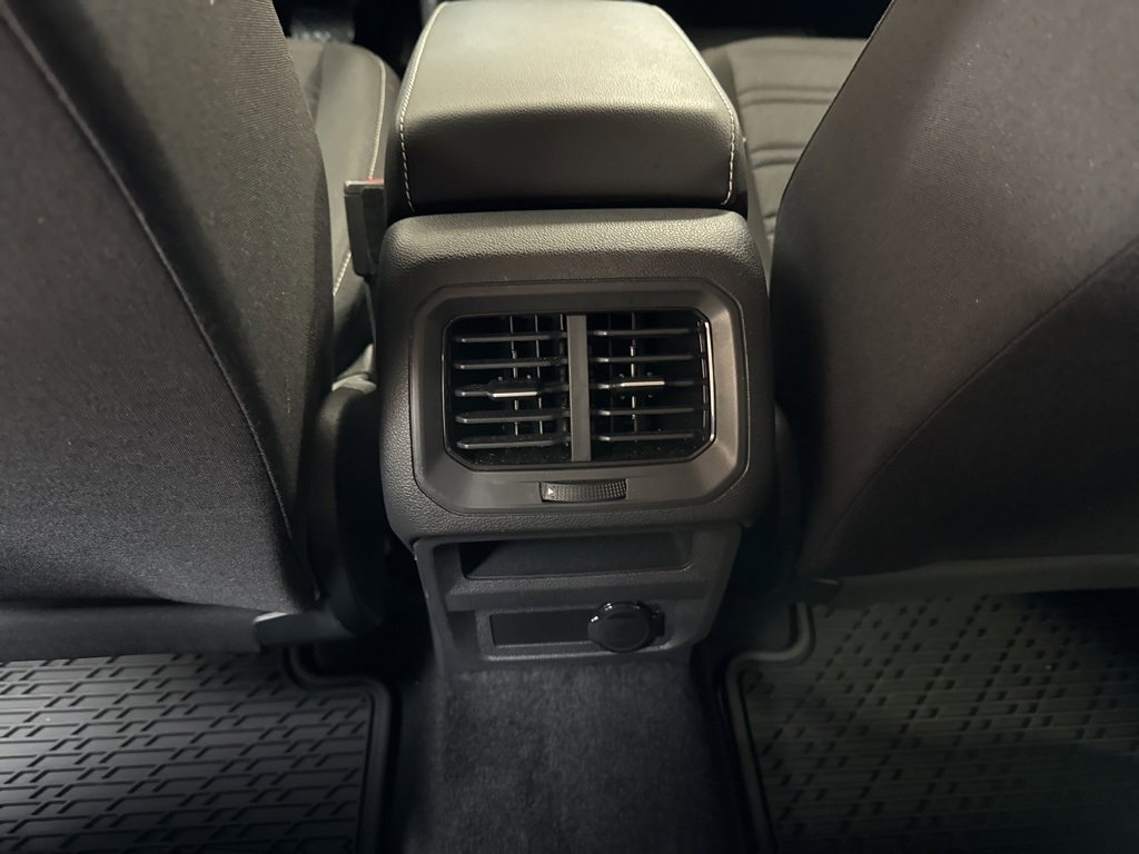 Used 2024 Volkswagen Tiguan S image 15