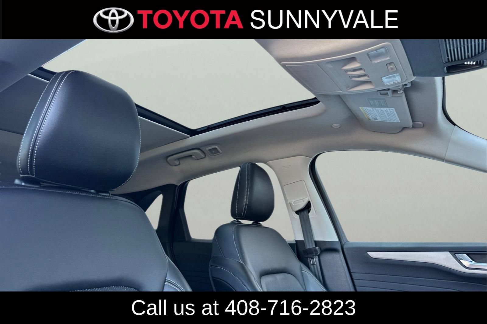 Used 2022 Ford Escape SEL w/ Technology Package FWD image 21
