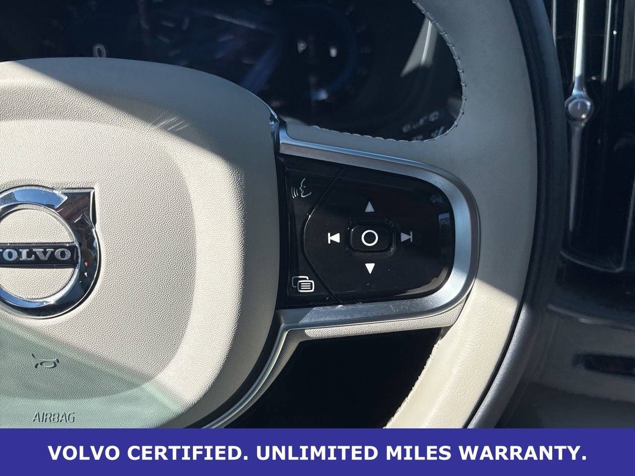 Certified 2024 Volvo XC60 B5 Core w/ Protection Package Premier image 24