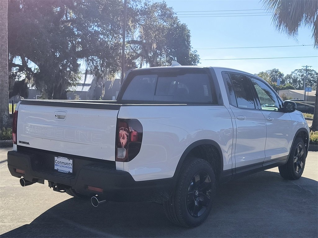 New 2026 Honda Ridgeline Black Edition image 4