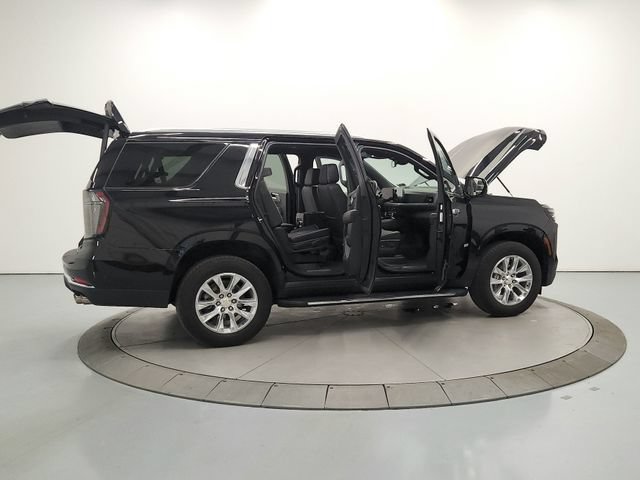 Used 2025 Chevrolet Tahoe Premier RWD image 15