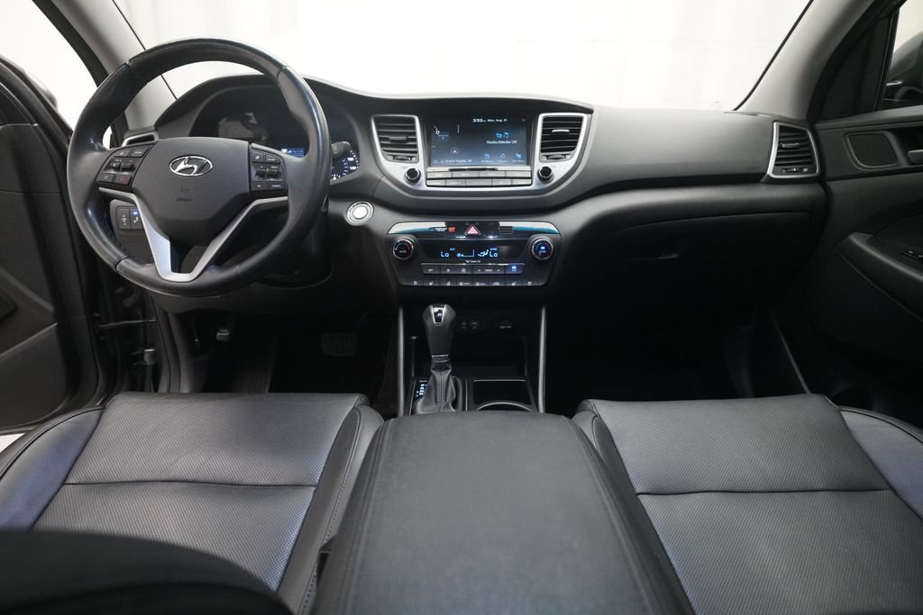 Used 2018 Hyundai Tucson Limited w/ Ultimate Package 02 AWD/4WD image 5