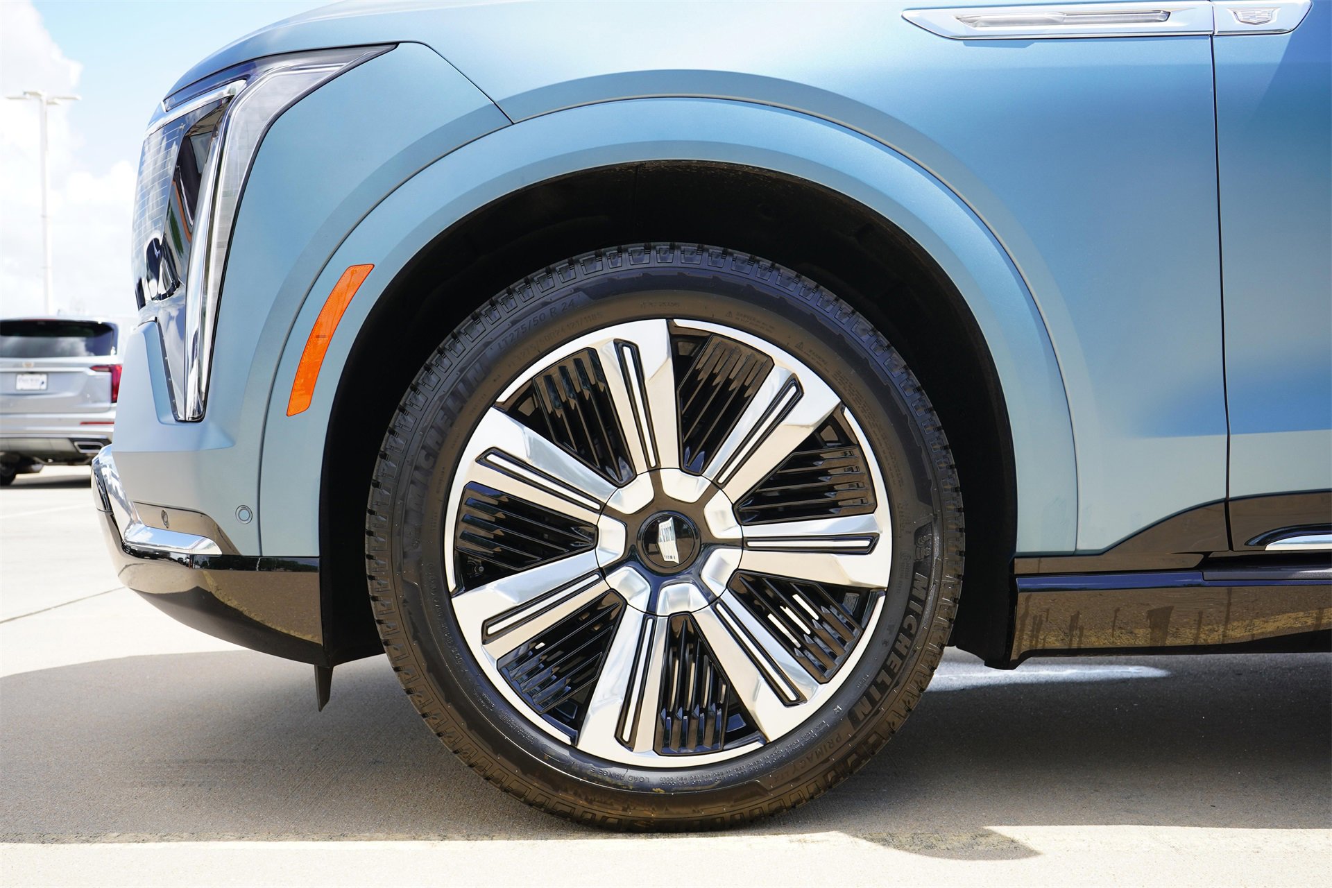 New 2025 Cadillac Escalade IQ Luxury 2 image 30