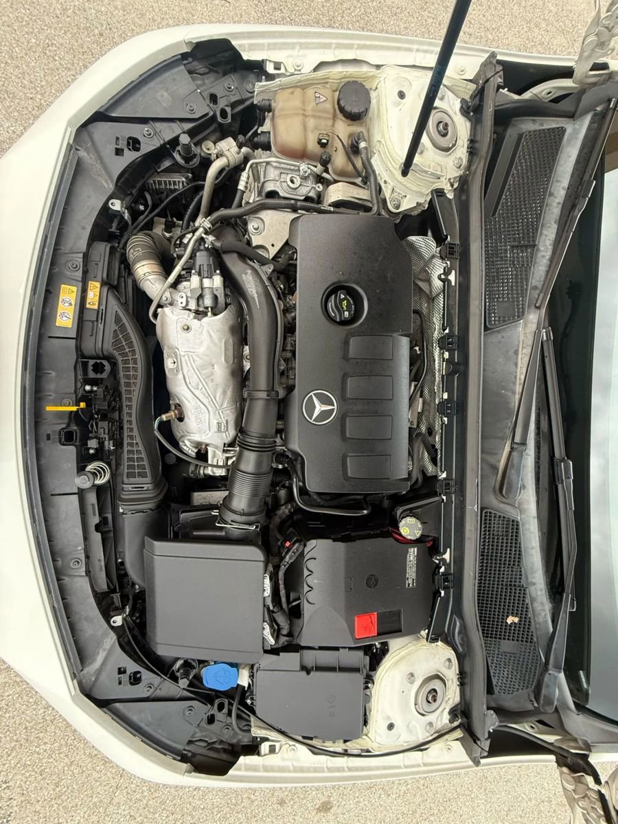 Used 2021 Mercedes-Benz CLA 250 image 37