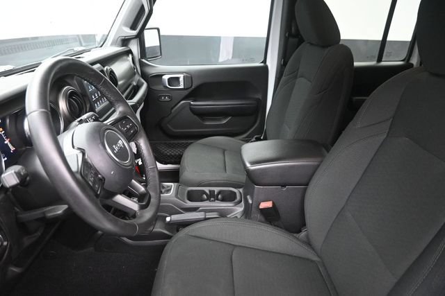 Used 2019 Jeep Wrangler Unlimited Sport S AWD/4WD image 17