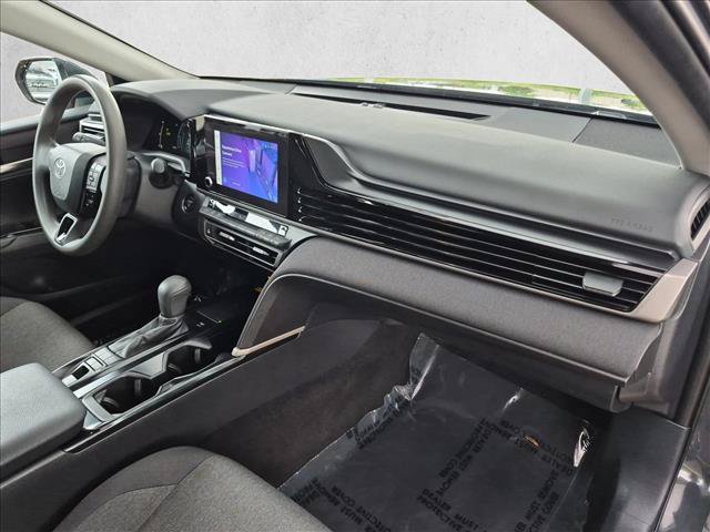 Used 2025 Toyota Camry LE FWD image 22