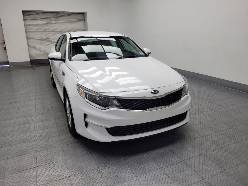 Used 2018 Kia Optima LX FWD image 14