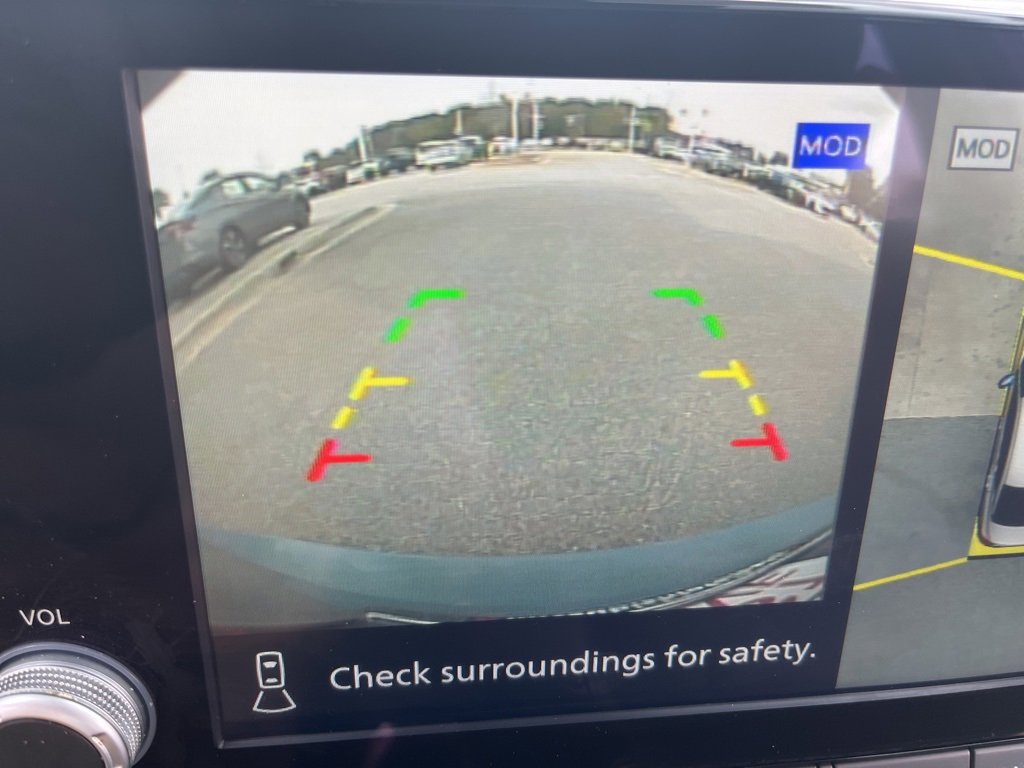 Used 2024 Nissan Sentra SR w/ SR Premium Package image 15