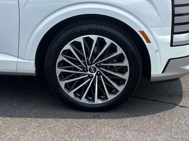 Certified 2026 Hyundai Palisade Calligraphy AWD/4WD image 8