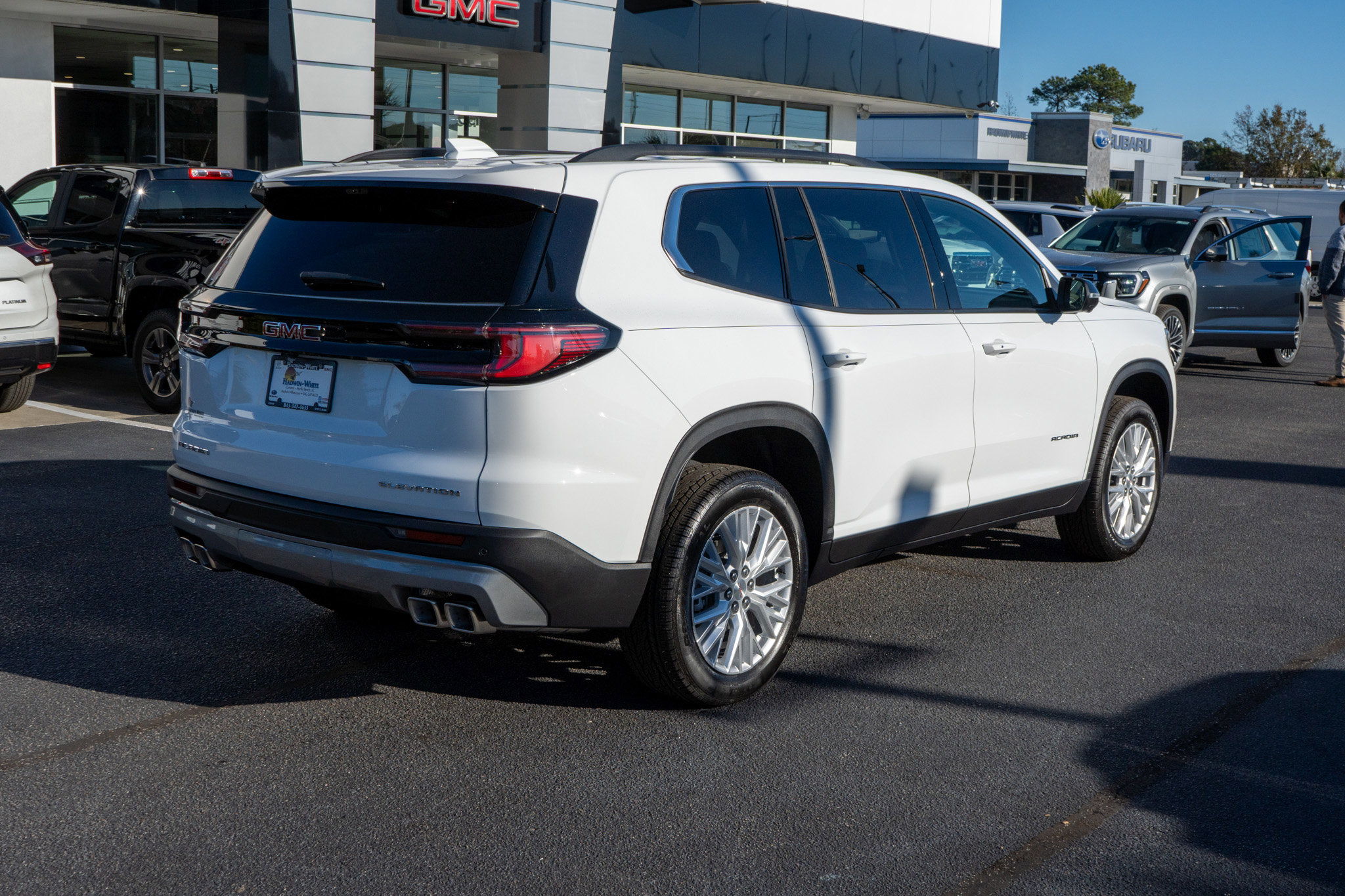 New 2026 GMC Acadia Elevation w/ Elevation Premium Package FWD image 3