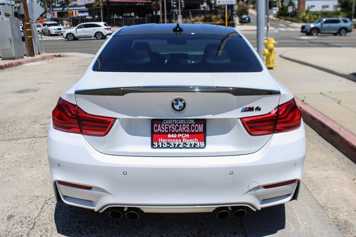 Used 2018 BMW M4 Coupe RWD image 4