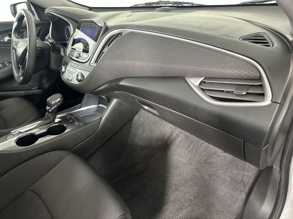 Certified 2022 Chevrolet Malibu LT FWD image 30