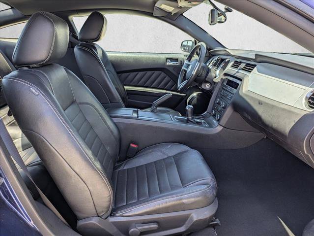 Used 2010 Ford Mustang GT Premium RWD image 18